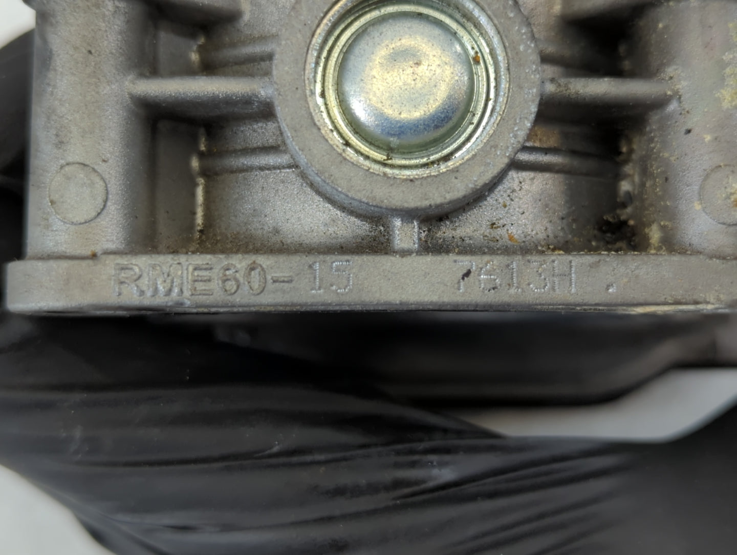 2007-2013 Nissan Altima Throttle Body P/N:K 7519 3 526-01 Fits Fits 2007 2008 2009 2010 2011 2012 2013 OEM Used Auto Parts -