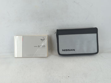 2008 Nissan Altima Owners Manual Book Guide P/N:OM8E-0L32U1 OEM Used Auto Parts - Oemusedautoparts1.com