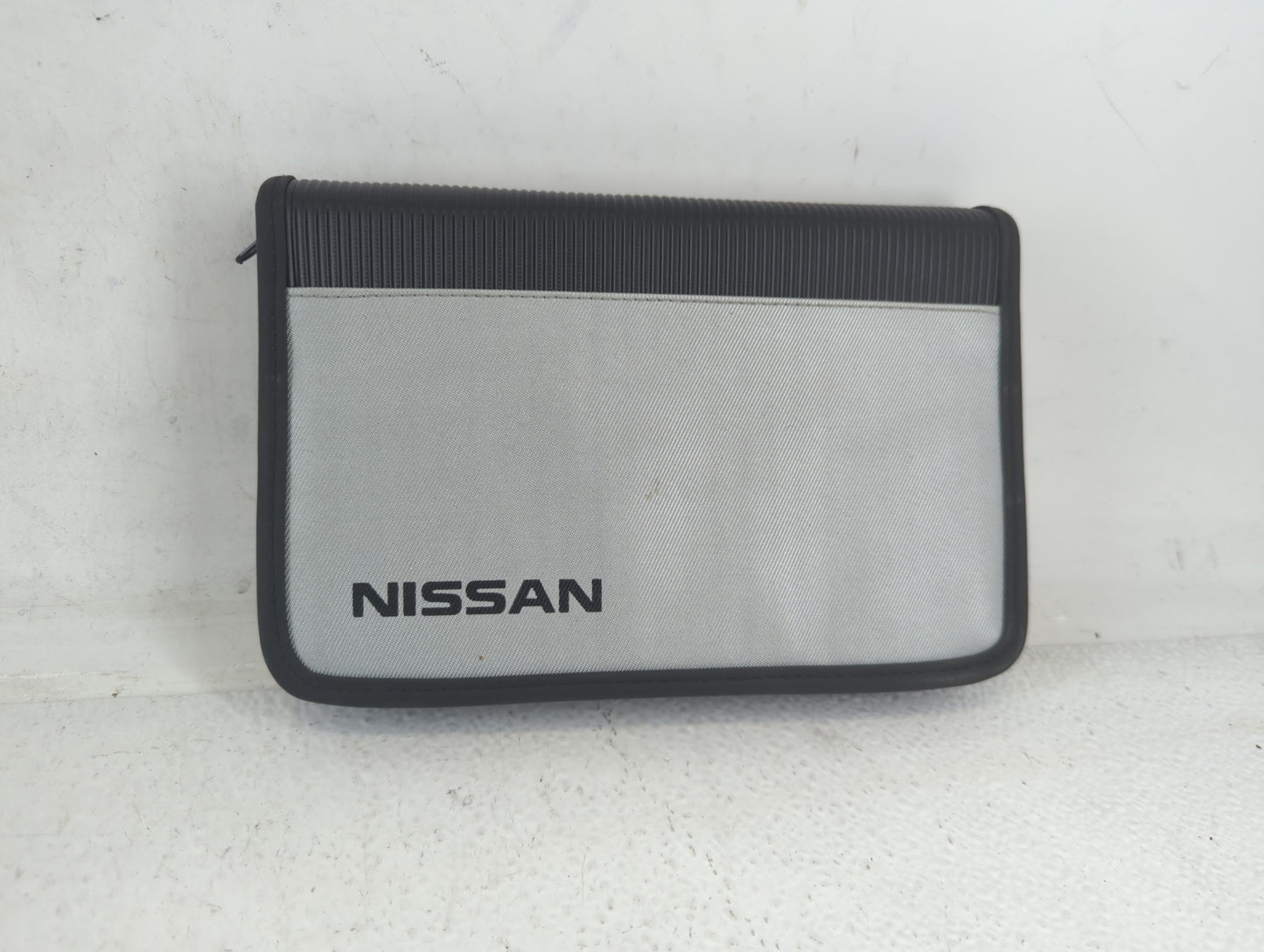 2008 Nissan Altima Owners Manual Book Guide P/N:OM8E-0L32U1 OEM Used Auto Parts - Oemusedautoparts1.com
