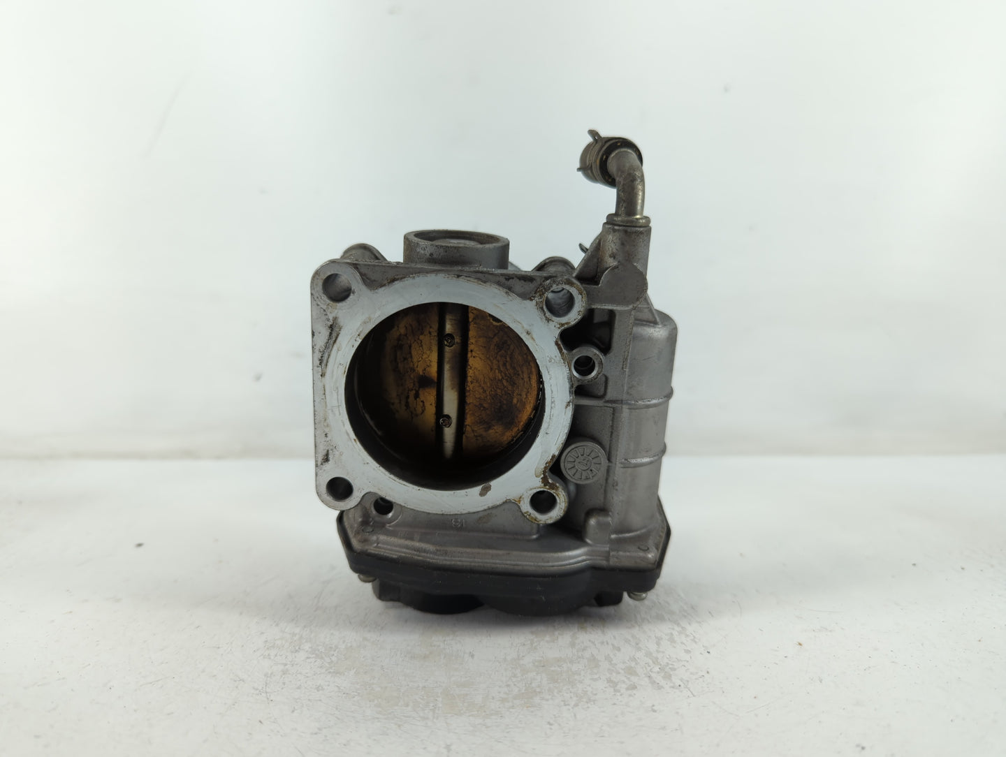 2007-2013 Nissan Altima Throttle Body P/N:G 8331 3 526-01 Fits Fits 2007 2008 2009 2010 2011 2012 2013 OEM Used Auto Parts -