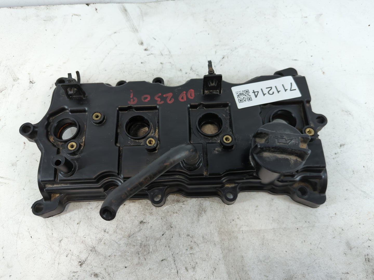 2008 Nissan Altima Driver Left Cylinder Head Valve Cover Fits OEM Used Auto Parts - Oemusedautoparts1.com