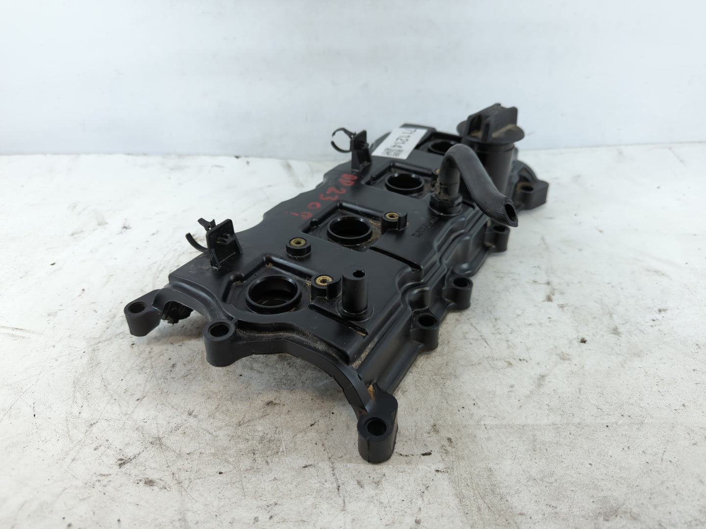 2008 Nissan Altima Driver Left Cylinder Head Valve Cover Fits OEM Used Auto Parts - Oemusedautoparts1.com