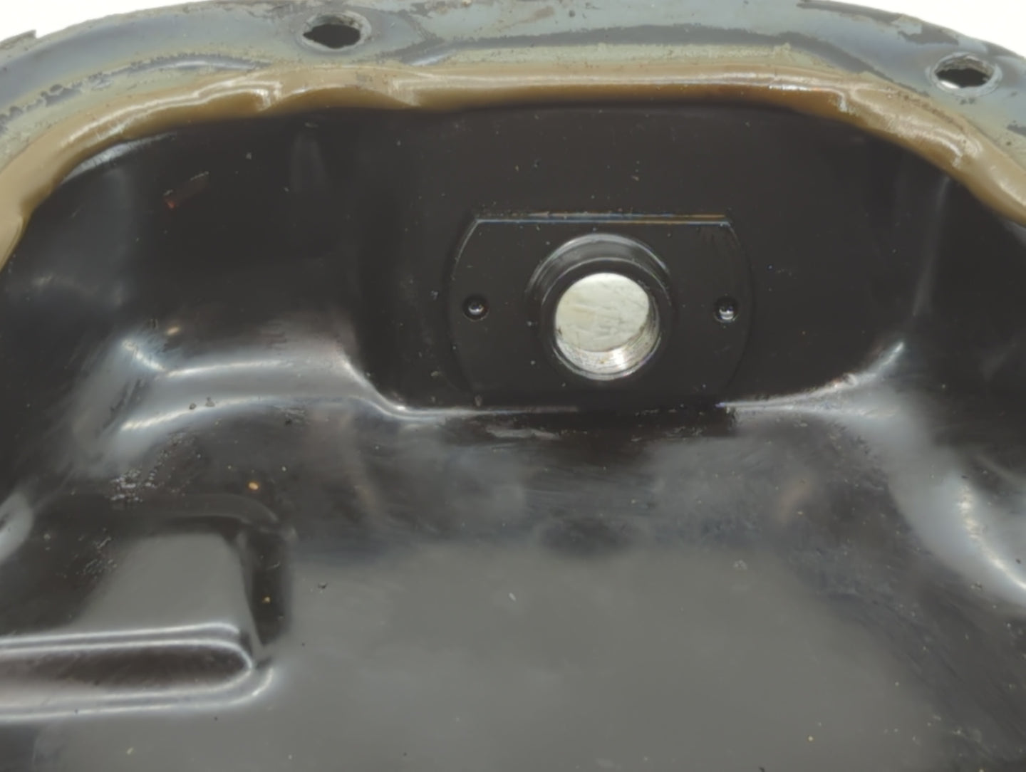 2007-2008 Nissan Altima Engine Oil Pan Fits Fits 2007 2008 OEM Used Auto Parts - Oemusedautoparts1.com
