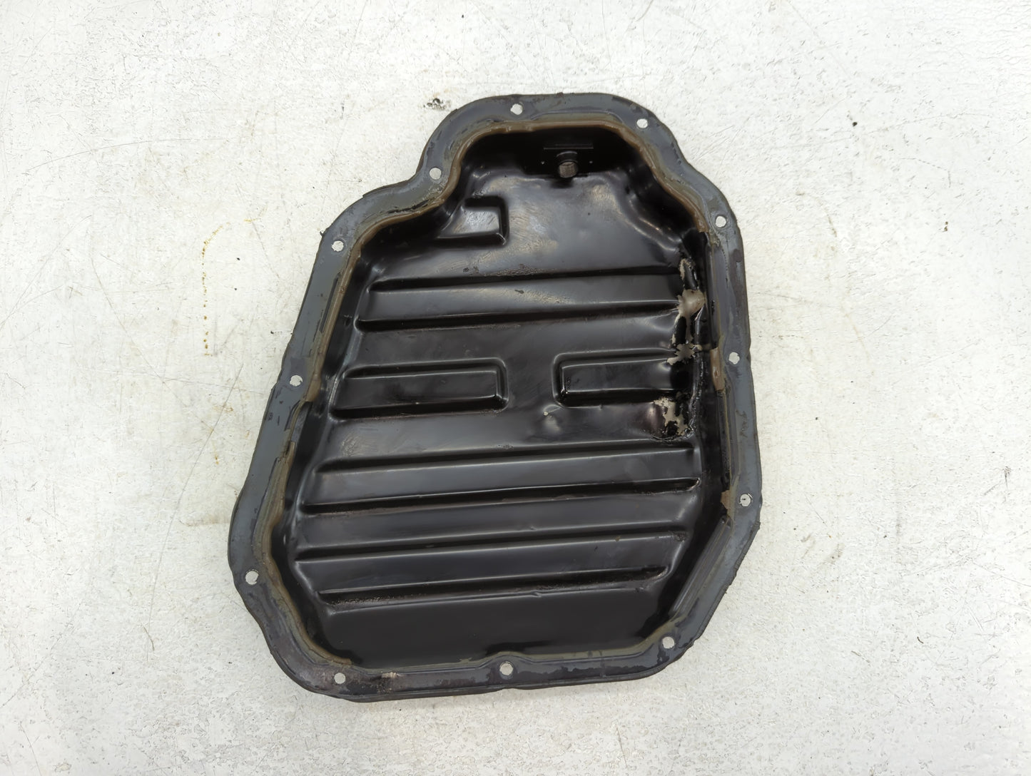 2007-2008 Nissan Altima Engine Oil Pan Fits Fits 2007 2008 OEM Used Auto Parts - Oemusedautoparts1.com