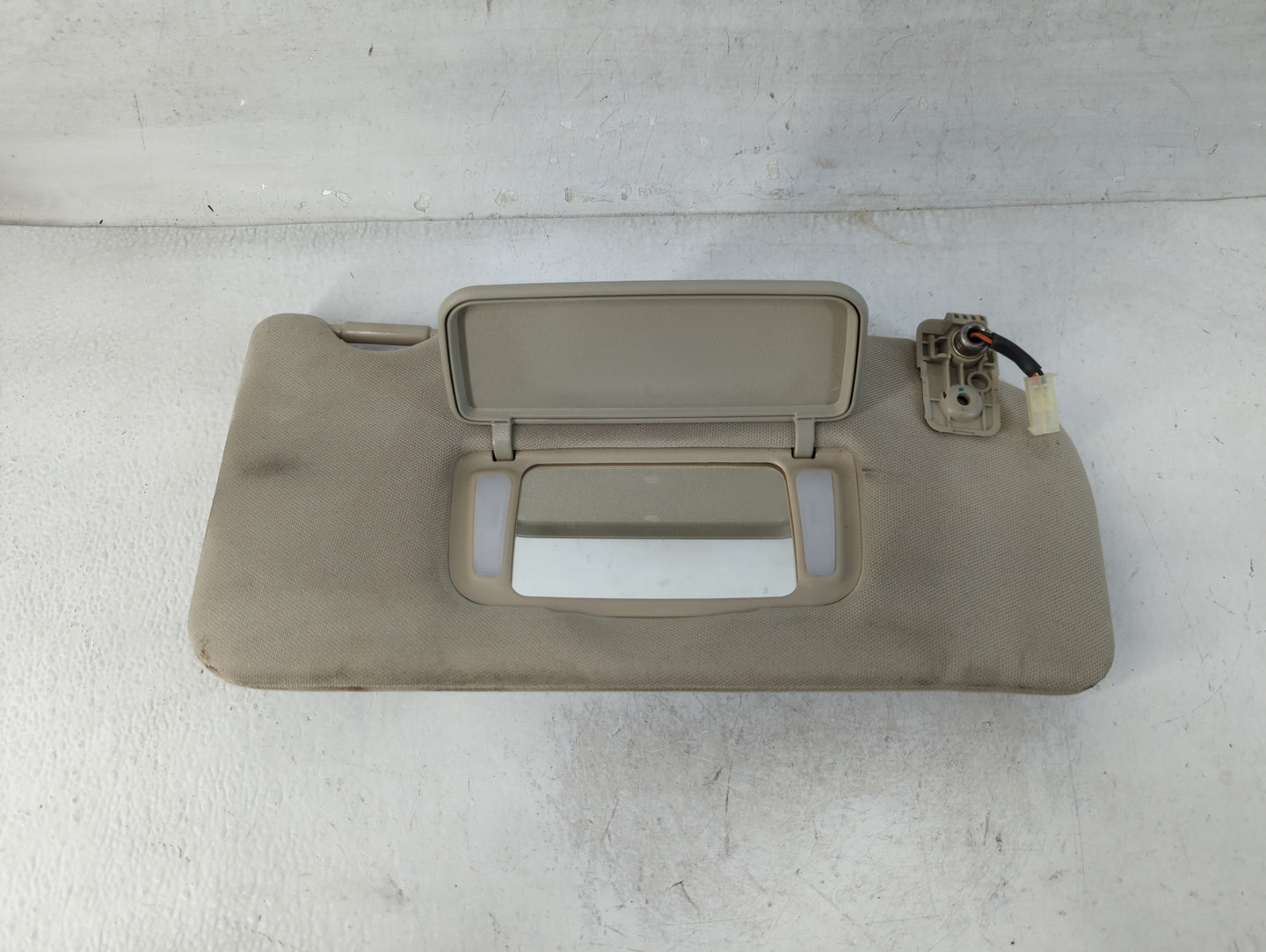 2007-2008 Nissan Altima Sun Visor Shade Replacement Passenger Right Mirror Fits Fits 2007 2008 OEM Used Auto Parts - Oemused