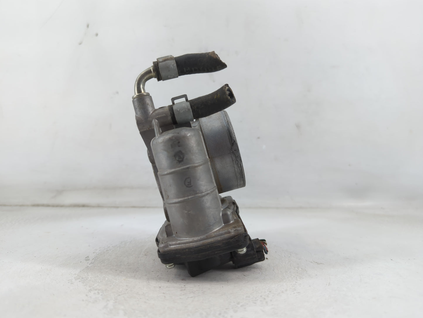 2007-2013 Nissan Altima Throttle Body P/N:526-01 Fits Fits 2007 2008 2009 2010 2011 2012 2013 OEM Used Auto Parts - Oemuseda