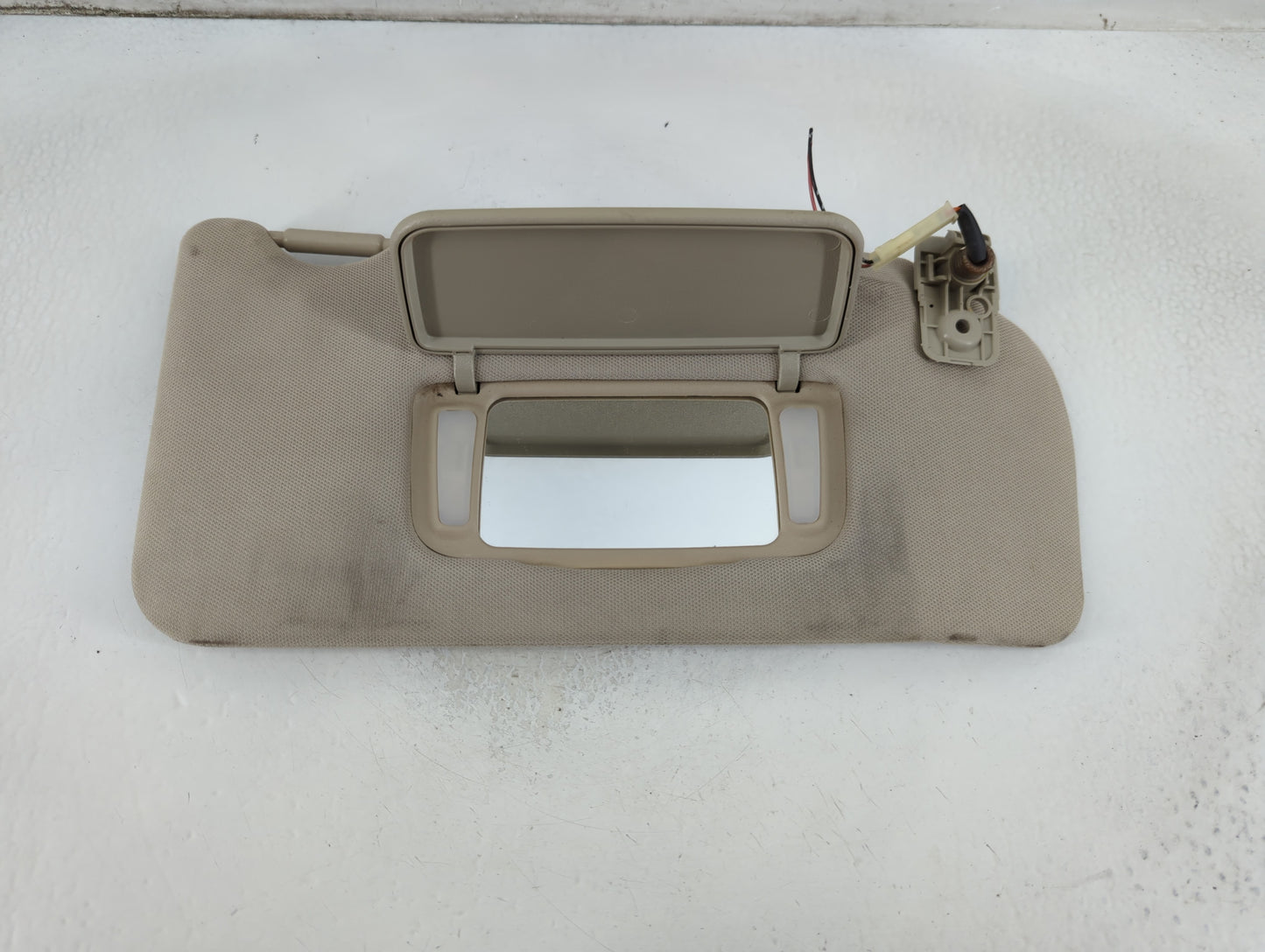 2008-2009 Nissan Altima Sun Visor Shade Replacement Passenger Right Mirror Fits Fits 2008 2009 OEM Used Auto Parts - Oemused