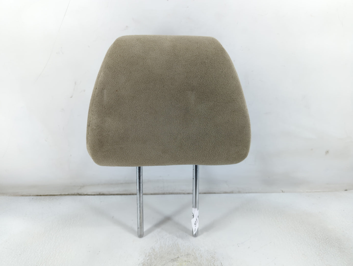 2008-2009 Nissan Altima Headrest Head Rest Front Driver Passenger Seat Fits Fits 2008 2009 OEM Used Auto Parts - Oemusedauto