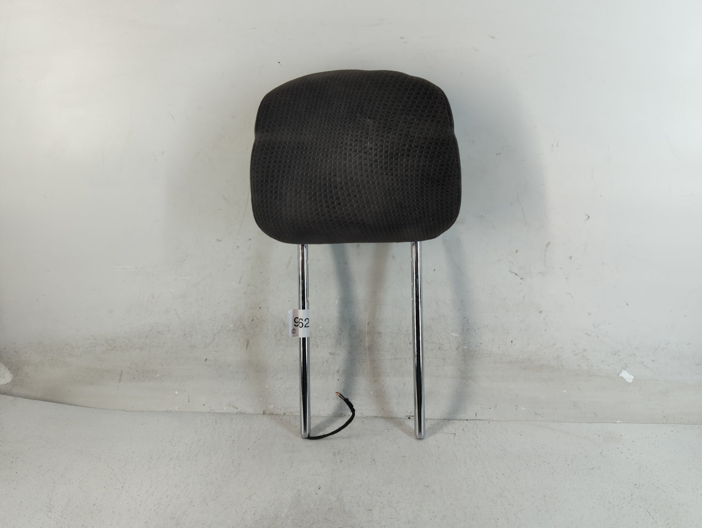 2008-2009 Nissan Altima Headrest Head Rest Front Driver Passenger Seat Fits Fits 2008 2009 OEM Used Auto Parts - Oemusedauto