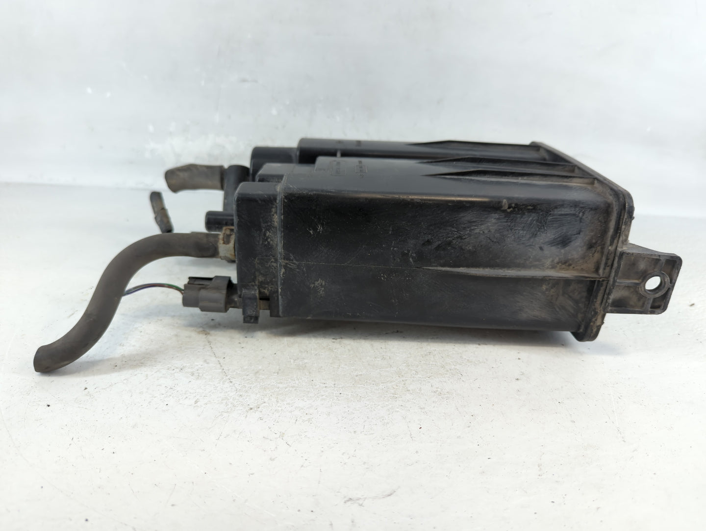 2008 Nissan Altima Fuel Vapor Charcoal Canister 916077 - Oemusedautoparts1.com
