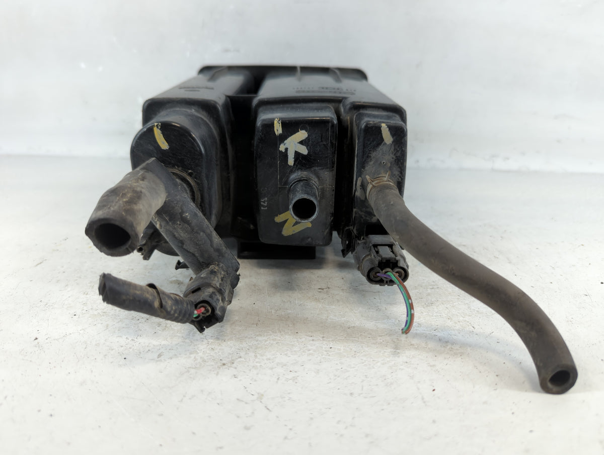 2008 Nissan Altima Fuel Vapor Charcoal Canister 916077 - Oemusedautoparts1.com