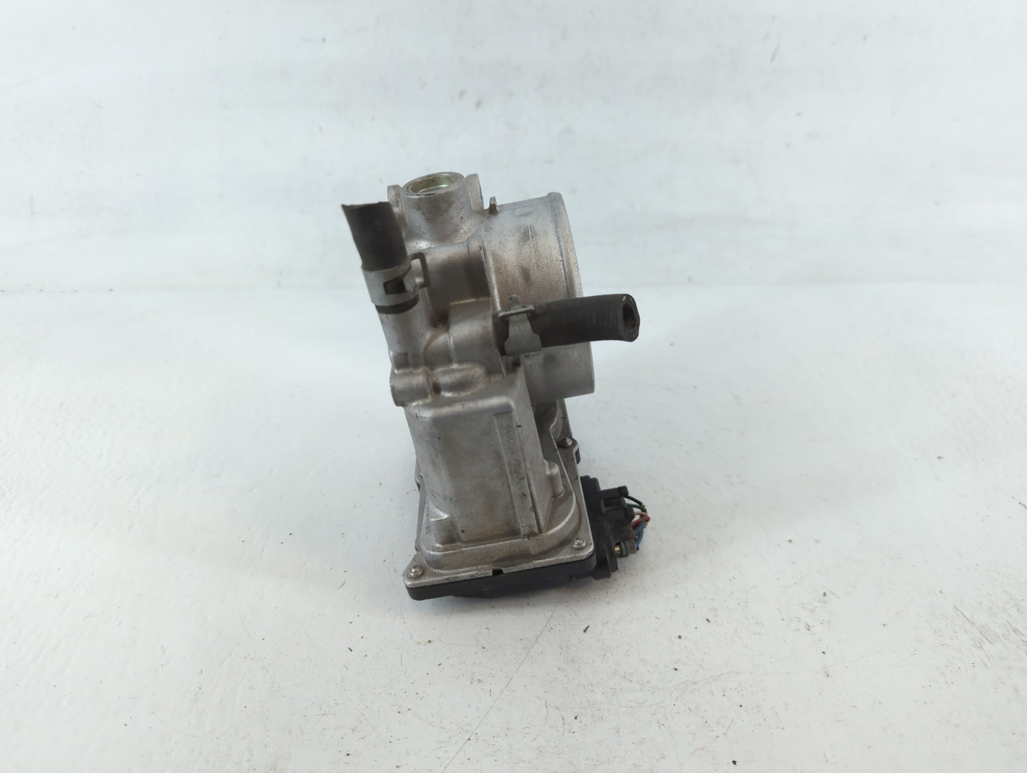 2005-2012 Nissan Armada Throttle Body P/N:16119 7S000 Fits Fits 2004 2005 2006 2007 2008 2009 2010 2011 2012 2013 2014 OEM U