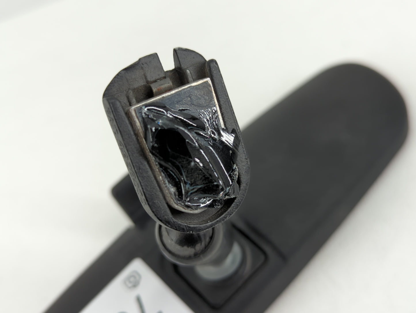2008-2015 Nissan Armada Interior Rear View Mirror Replacement OEM P/N:E8011681 Fits OEM Used Auto Parts - Oemusedautoparts1.