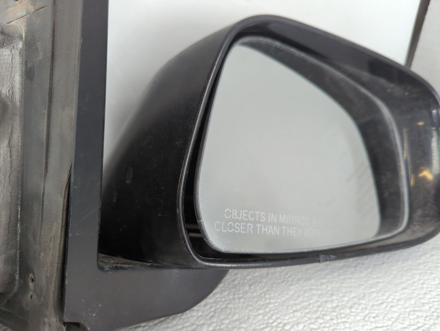 2005-2021 Nissan Frontier Passenger Side View Mirror - Right Door Mirror OEM Used - Oemusedautoparts1.com