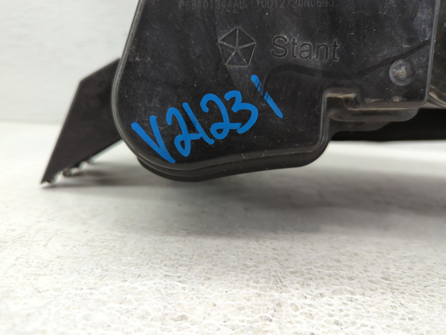 2008 Nissan Frontier Fuel Vapor Charcoal Canister 1082200 - Oemusedautoparts1.com