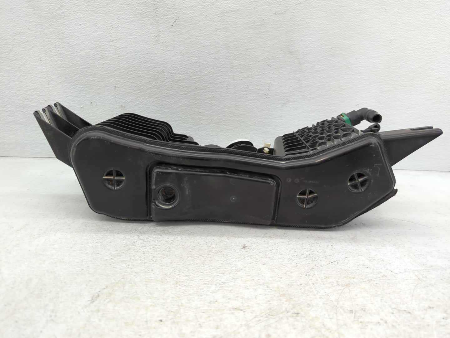 2008 Nissan Frontier Fuel Vapor Charcoal Canister - Oemusedautoparts1.com