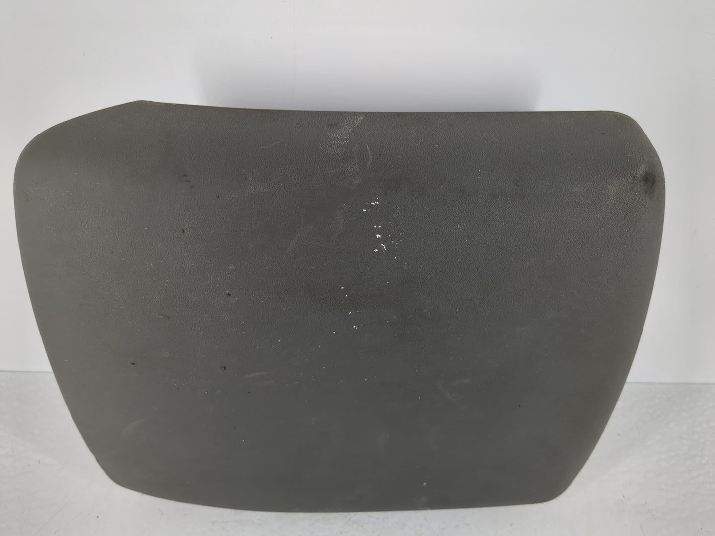 2005-2014 Nissan Frontier Center Console Armrest Cover Lid Fits Fits 2005 2006 2007 2008 2009 2010 2011 2012 2013 2014 OEM U