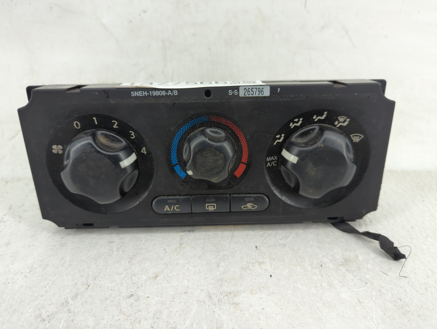2005-2008 Nissan Frontier Climate Control Module Temperature AC/Heater Replacement P/N:5NEH-19808-A Fits OEM Used Auto Parts
