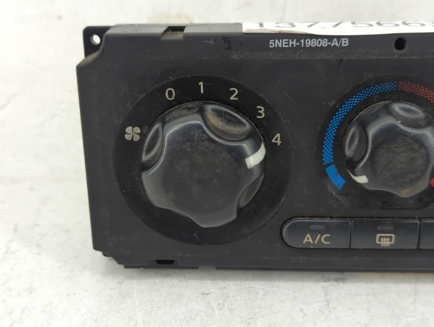 2005-2008 Nissan Frontier Climate Control Module Temperature AC/Heater Replacement P/N:5NEH-19808-A Fits OEM Used Auto Parts