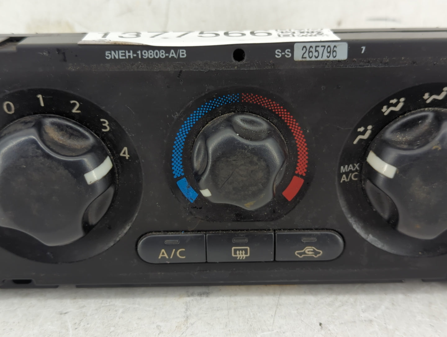 2005-2008 Nissan Frontier Climate Control Module Temperature AC/Heater Replacement P/N:5NEH-19808-A Fits OEM Used Auto Parts