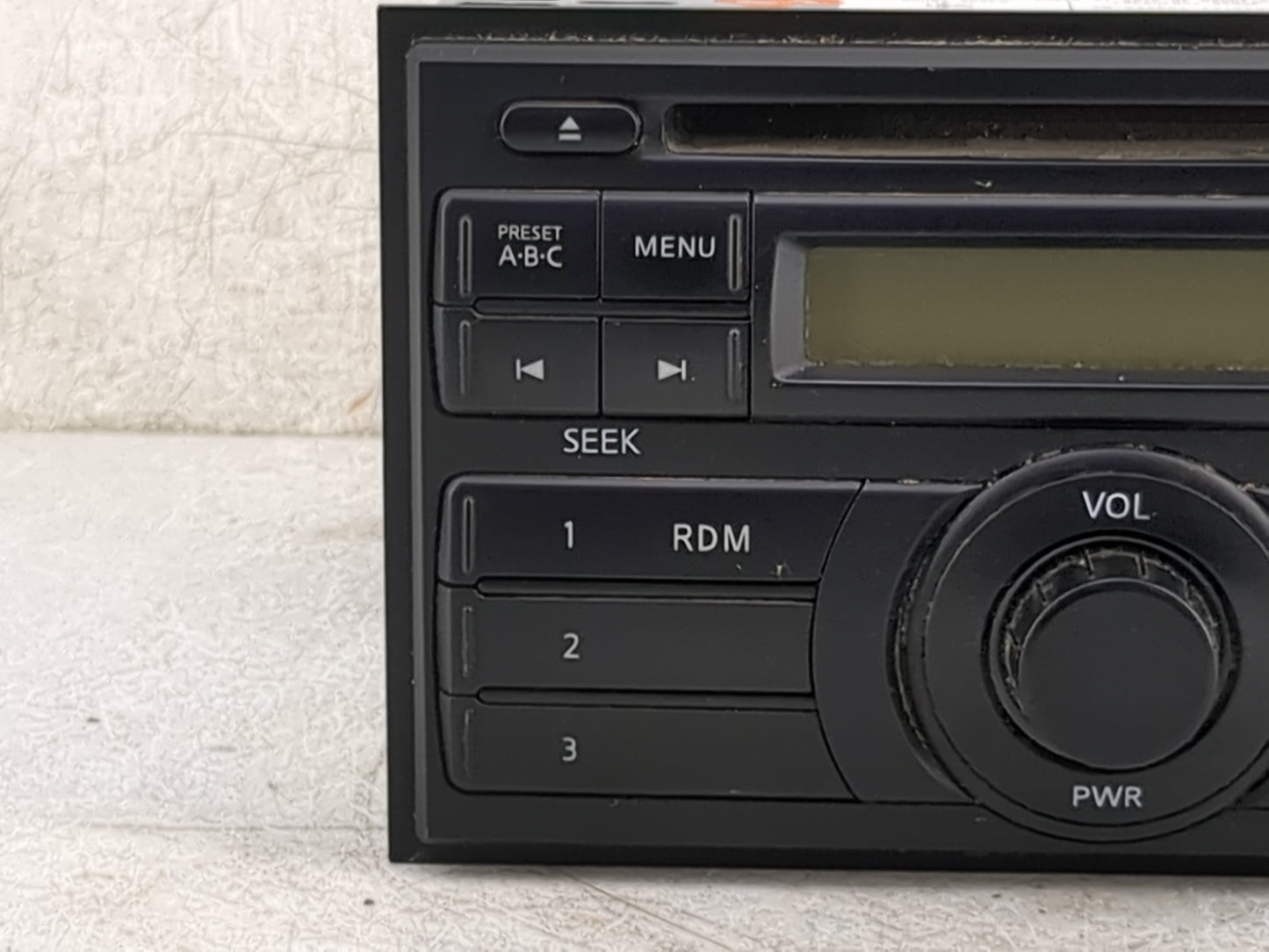 2008-2013 Nissan Frontier Radio AM FM Cd Player Receiver Replacement P/N:28185 ZS00A ZS00A28-185R01-AC Fits OEM Used Auto Pa