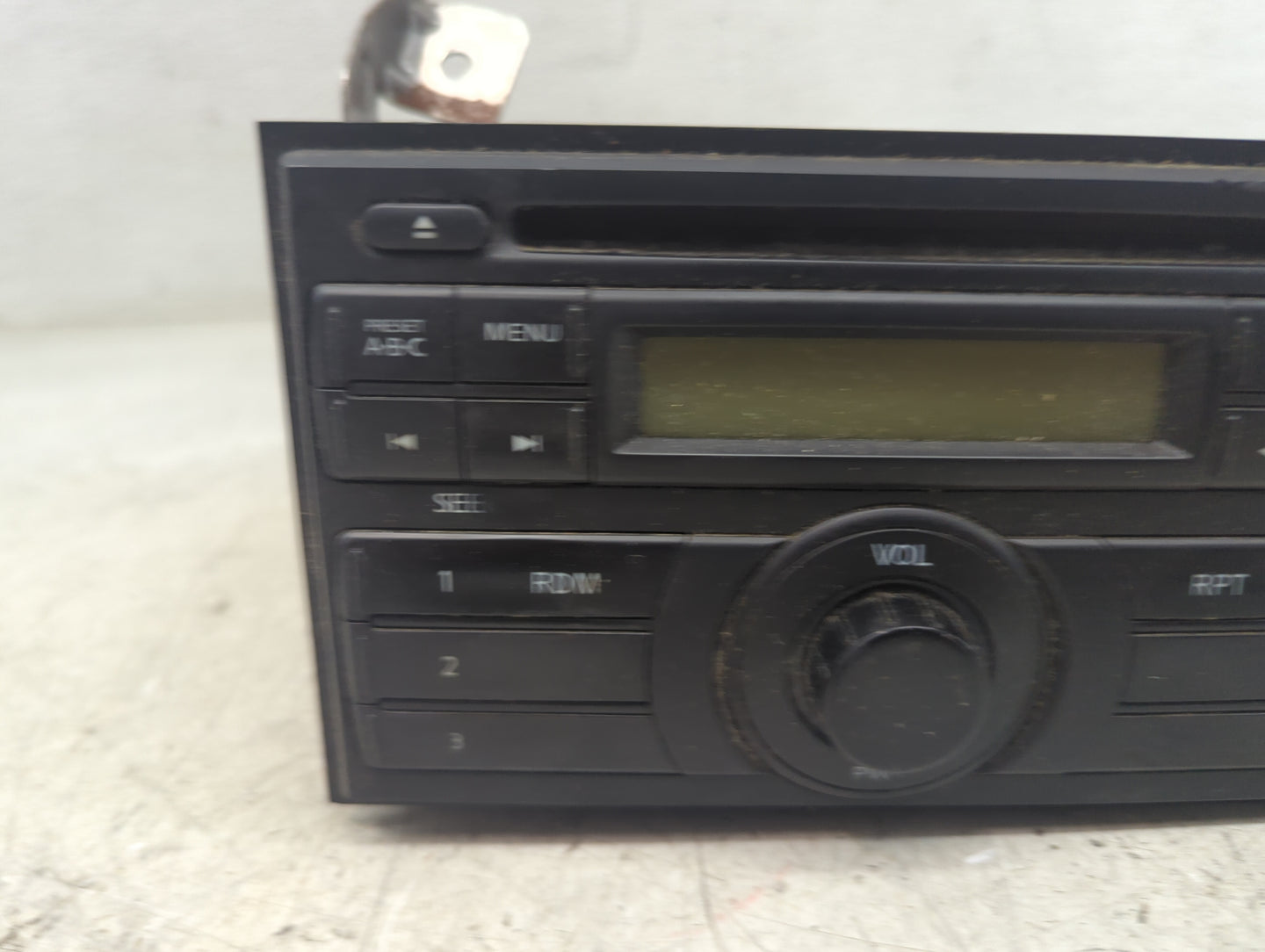 2008-2013 Nissan Frontier Radio AM FM Cd Player Receiver Replacement P/N:28185ZS00A ZS00A28-1B5R01-AC Fits OEM Used Auto Par