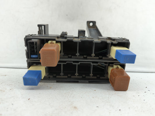 2007-2008 Nissan Frontier Fusebox Fuse Box Panel Relay Module P/N:ZP00B 284B6ZE00C Fits Fits 2007 2008 OEM Used Auto Parts
