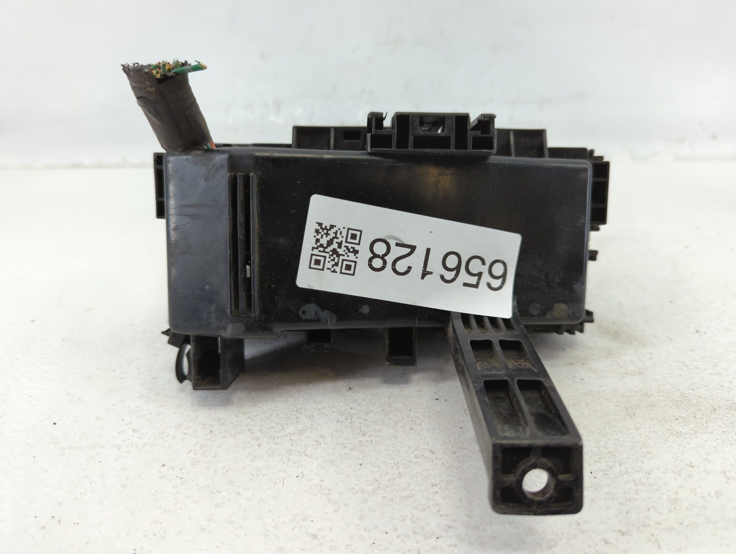 2007-2008 Nissan Frontier Fusebox Fuse Box Panel Relay Module P/N:24382 ZP00B Fits Fits 2007 2008 OEM Used Auto Parts - Oemu