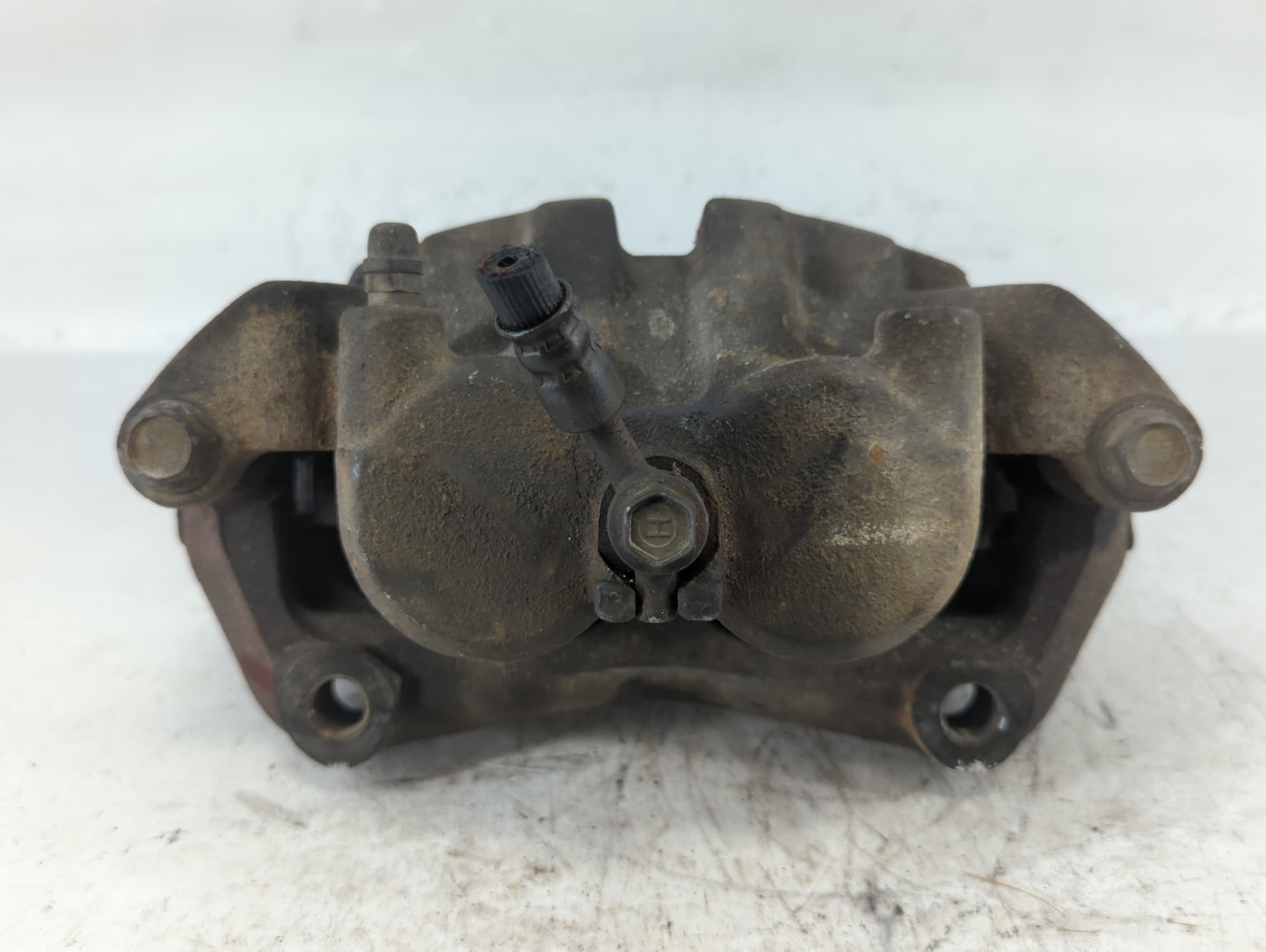 2005-2008 Nissan Frontier Front Passenger Right Brake Caliper - Oemusedautoparts1.com