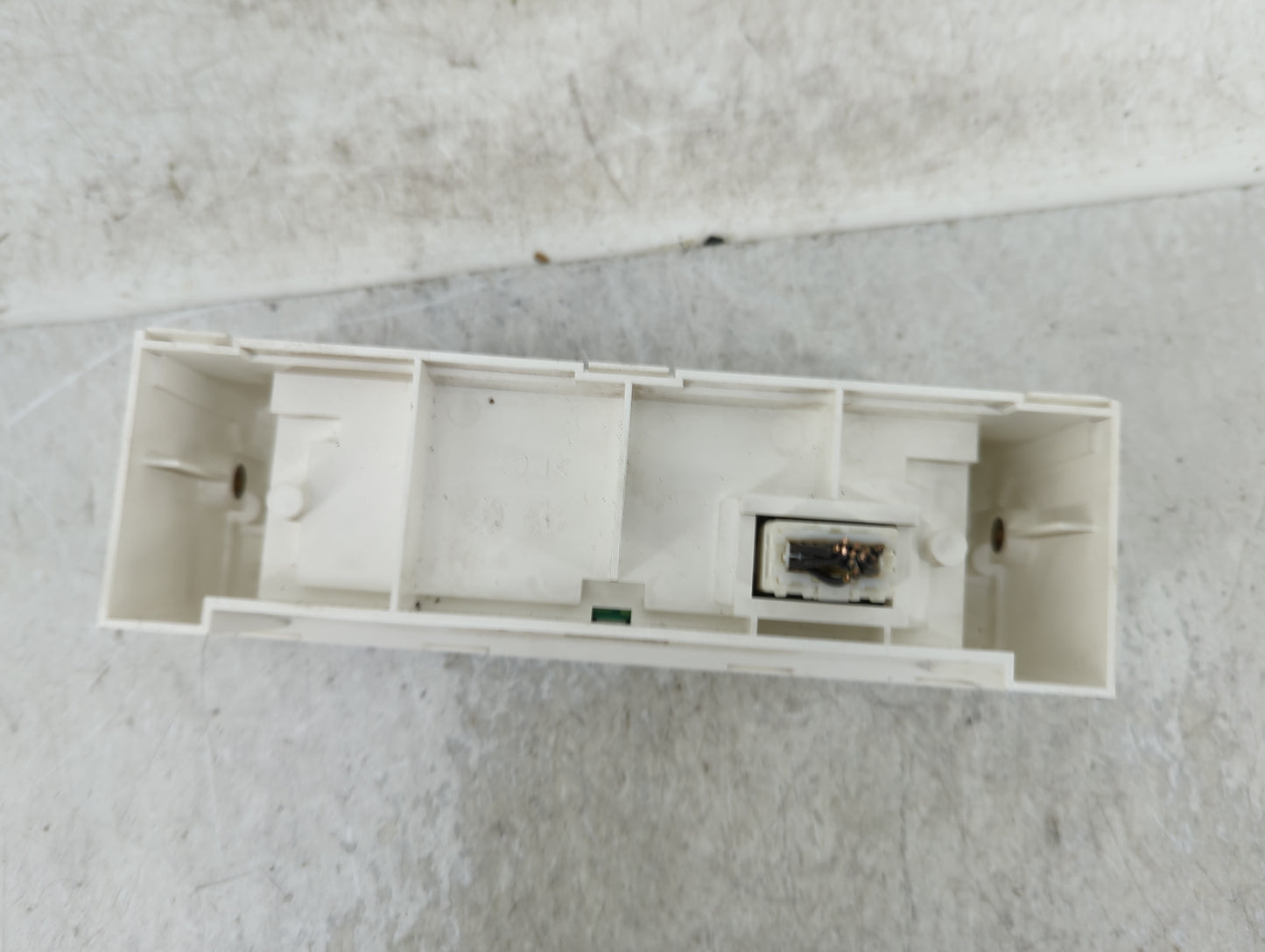 2007-2008 Nissan Maxima Information Display Screen - Oemusedautoparts1.com