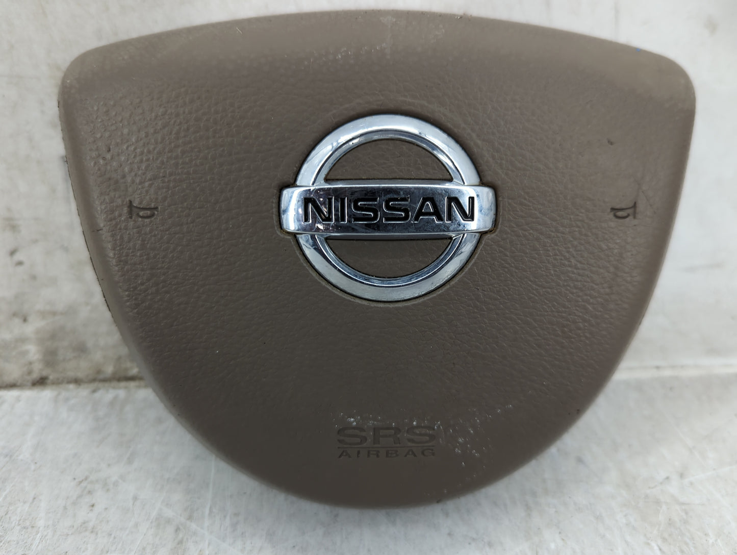 2005-2008 Nissan Maxima Air Bag Driver Left Steering Wheel Mounted P/N:PMZB107X010099 Fits Fits 2005 2006 2007 2008 OEM Used