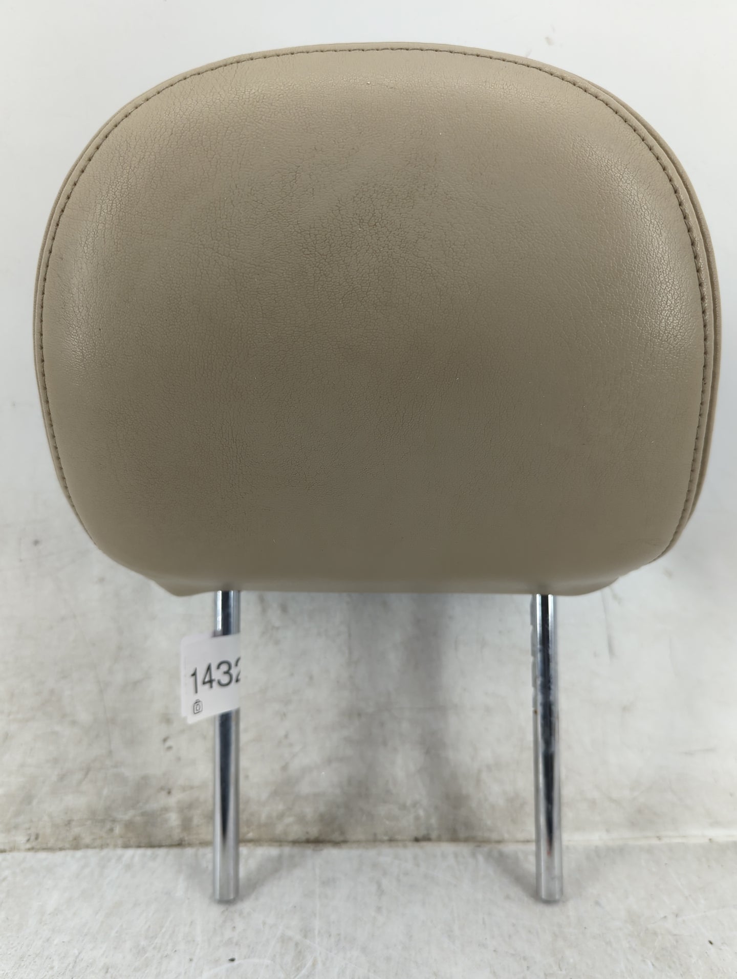 2007-2008 Nissan Maxima Headrest Head Rest Front Driver Seat White - Oemusedautoparts1.com