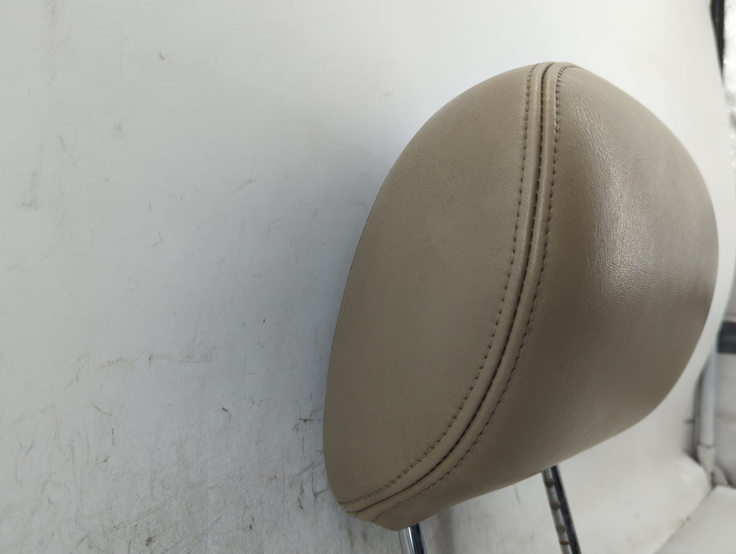 2007-2008 Nissan Maxima Headrest Head Rest Front Driver Seat White - Oemusedautoparts1.com