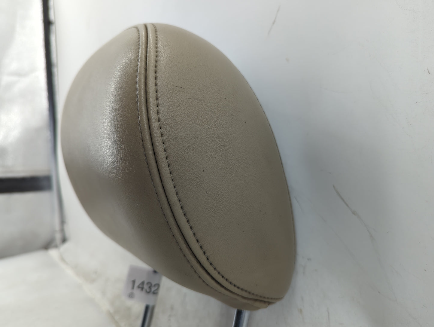 2007-2008 Nissan Maxima Headrest Head Rest Front Driver Seat White - Oemusedautoparts1.com