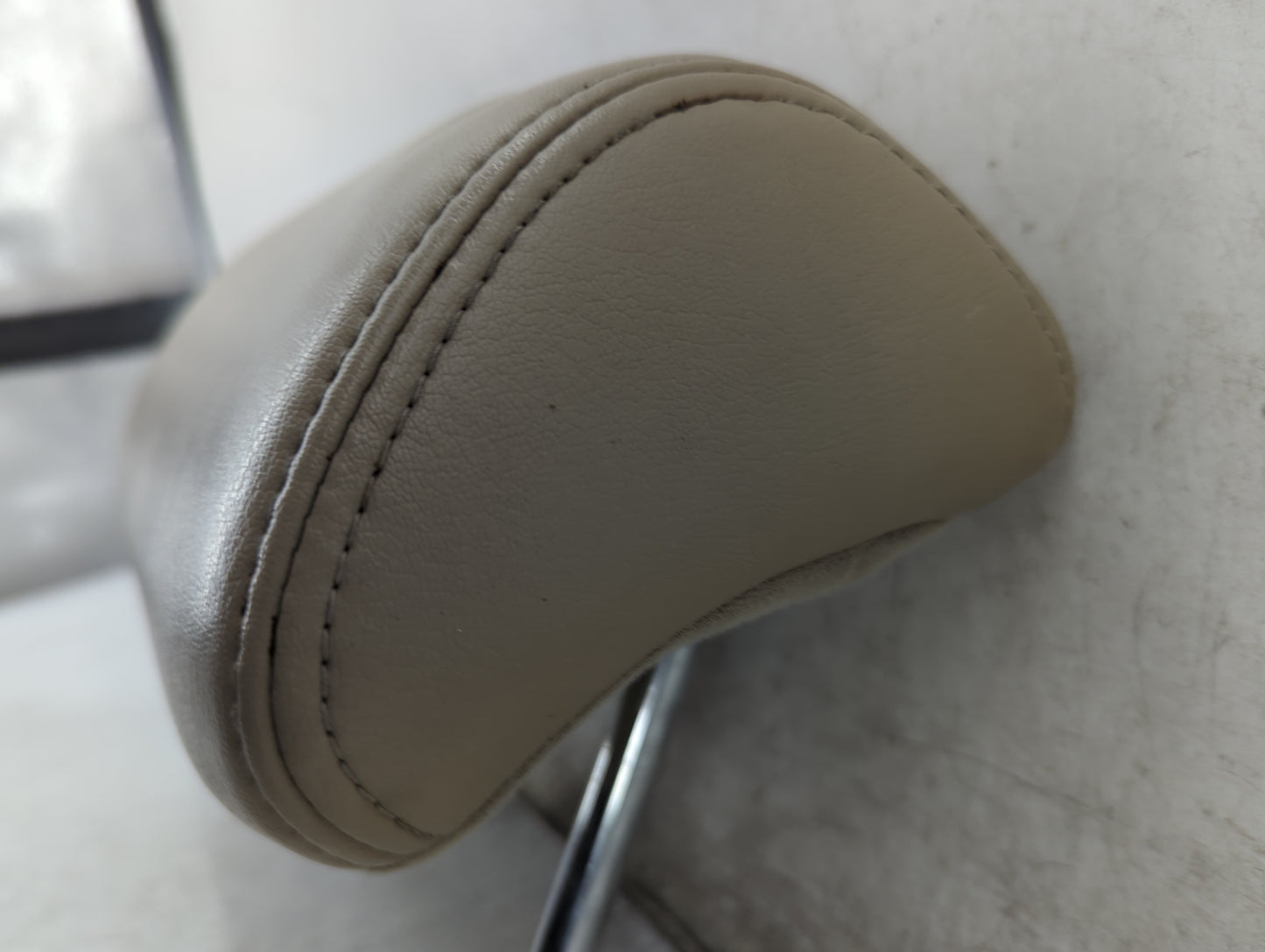 2007-2008 Nissan Maxima Headrest Head Rest Front Driver Seat Light Beige - Oemusedautoparts1.com