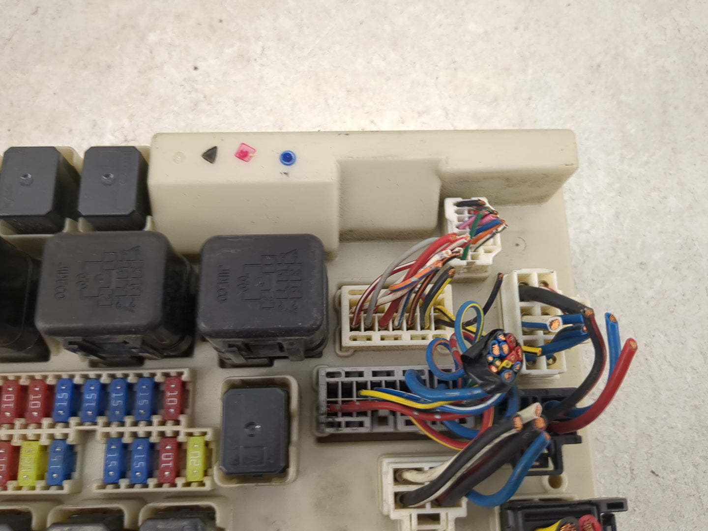 2007-2008 Nissan Maxima Fusebox Fuse Box Panel Relay Module Fits Fits 2007 2008 OEM Used Auto Parts - Oemusedautoparts1.com