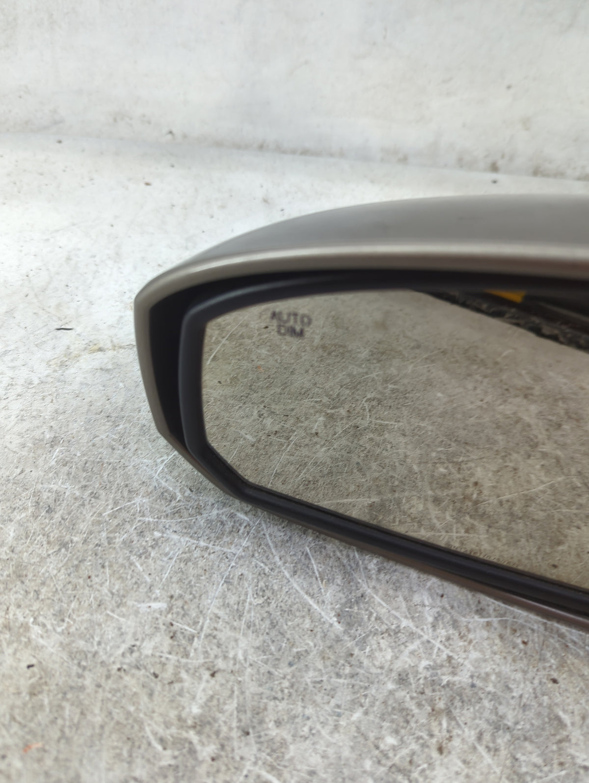 2004-2008 Nissan Maxima Driver Side View Mirror - Left Door Mirror OEM Used - Oemusedautoparts1.com