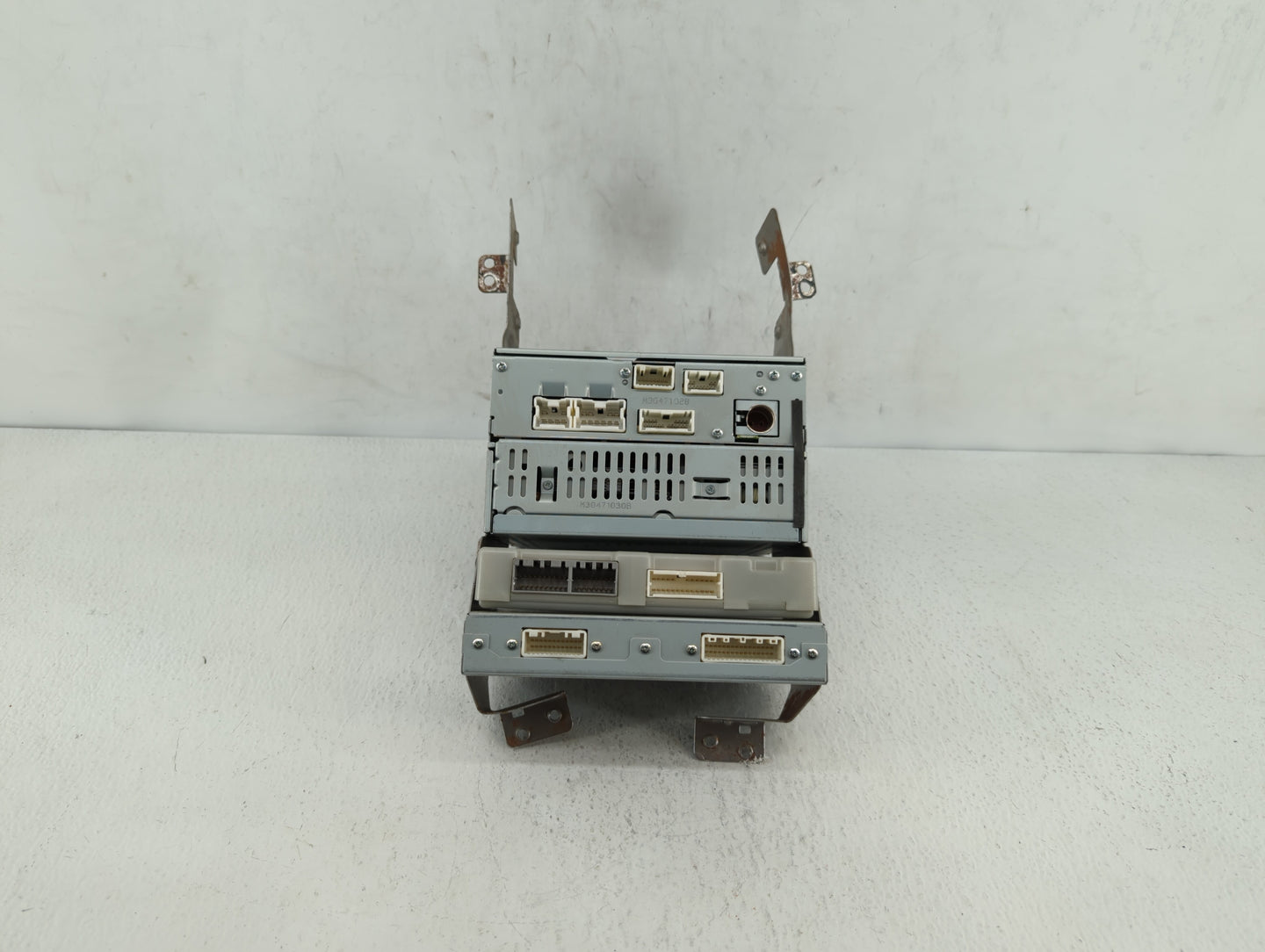 2007-2008 Nissan Maxima Am Fm Cd Player Radio Receiver - Oemusedautoparts1.com