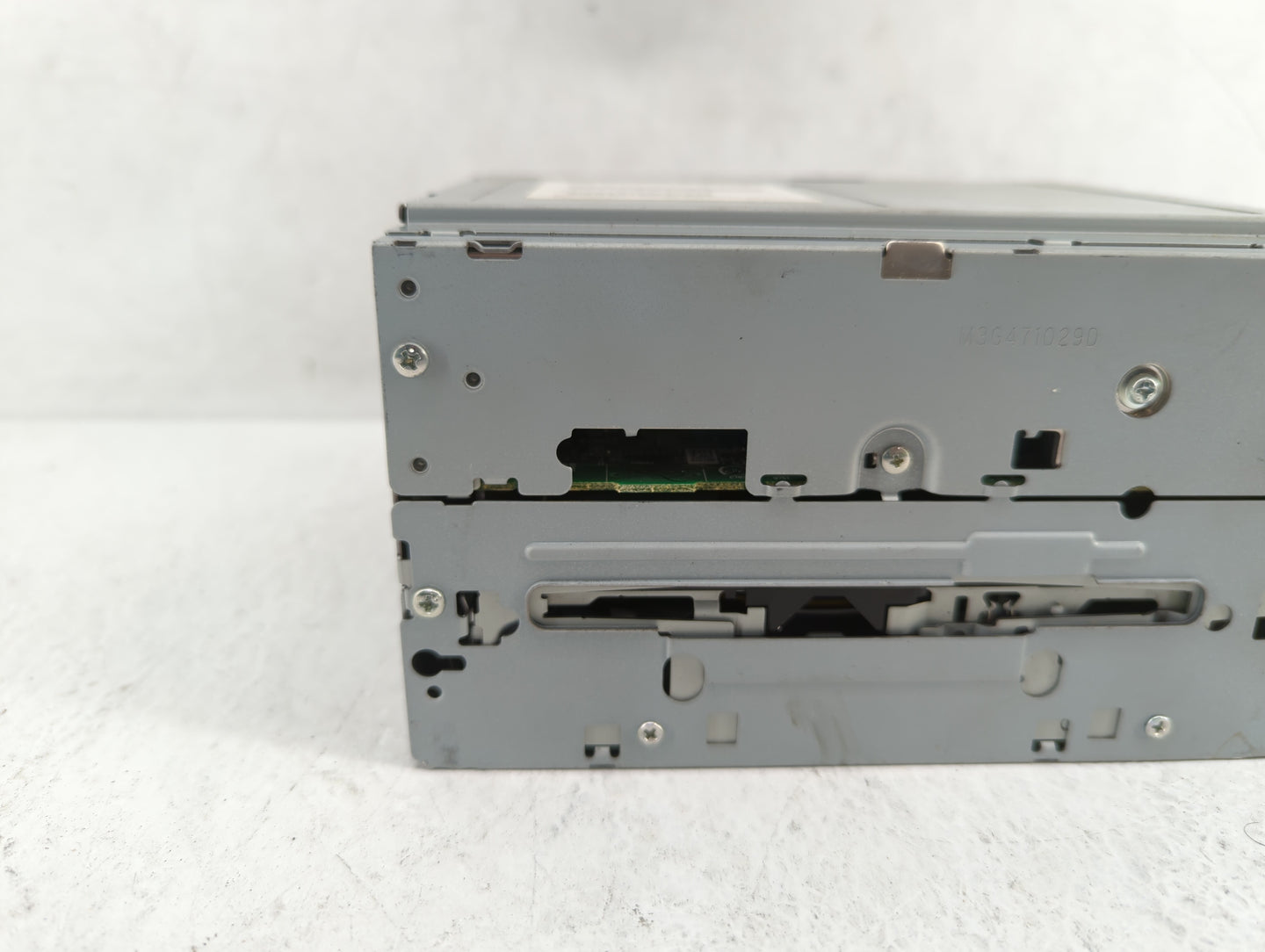 2007-2008 Nissan Maxima Radio AM FM Cd Player Receiver Replacement P/N:28185 ZK32A Fits Fits 2007 2008 OEM Used Auto Parts -