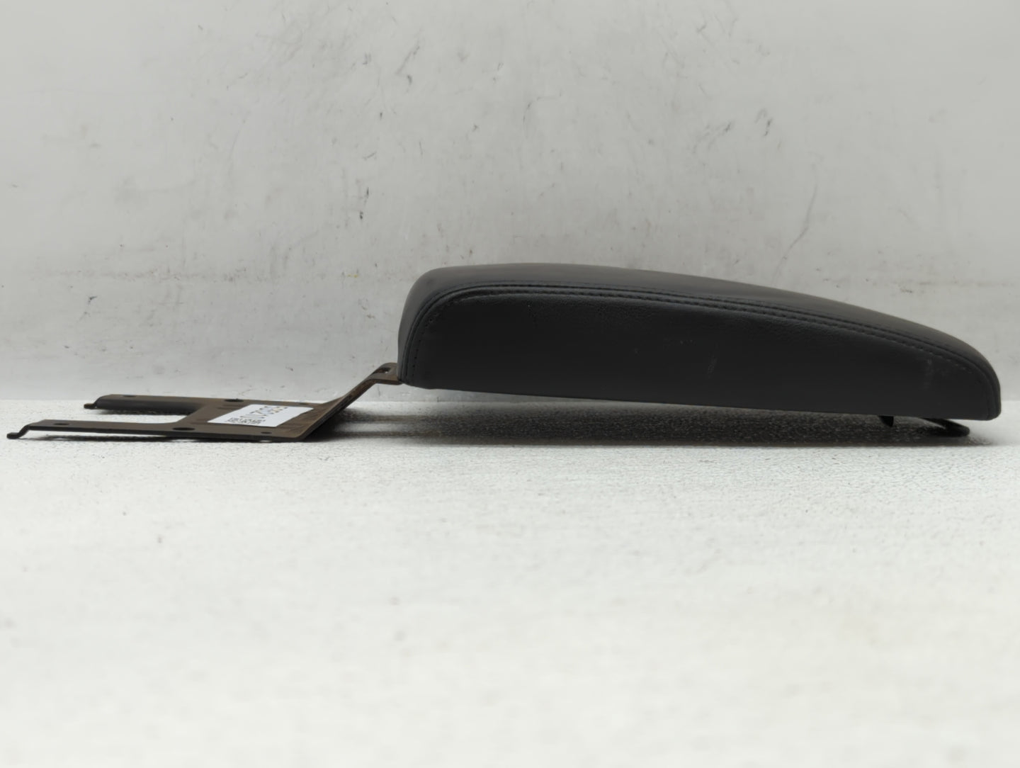 2007-2008 Nissan Maxima Center Console Armrest Cover Lid - Oemusedautoparts1.com