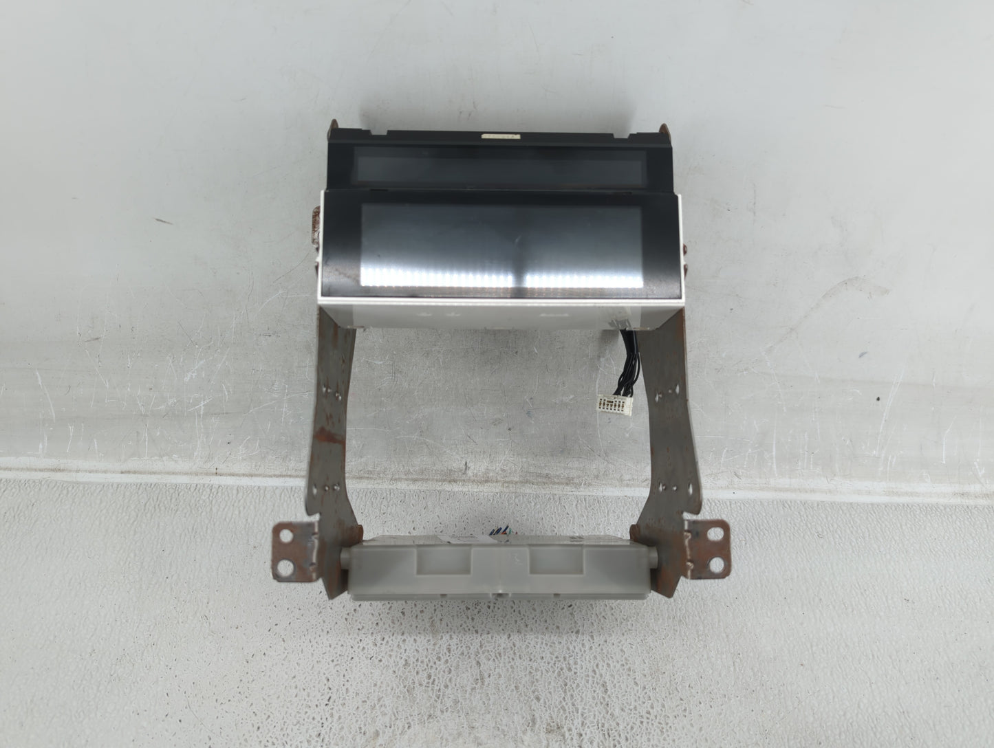 2007-2008 Nissan Maxima Radio AM FM Cd Player Receiver Replacement P/N:27775ZK30B Fits Fits 2007 2008 OEM Used Auto Parts - 