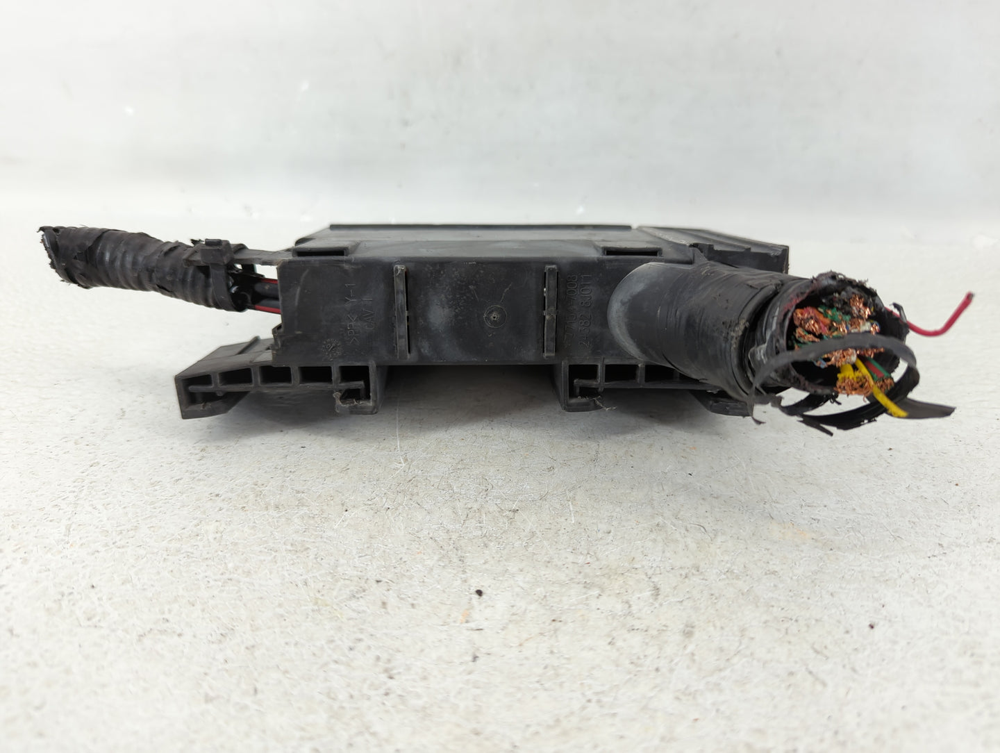 2007-2008 Nissan Maxima Fusebox Fuse Box Panel Relay Module P/N:284B9 7Y000 Fits Fits 2007 2008 OEM Used Auto Parts - Oemuse