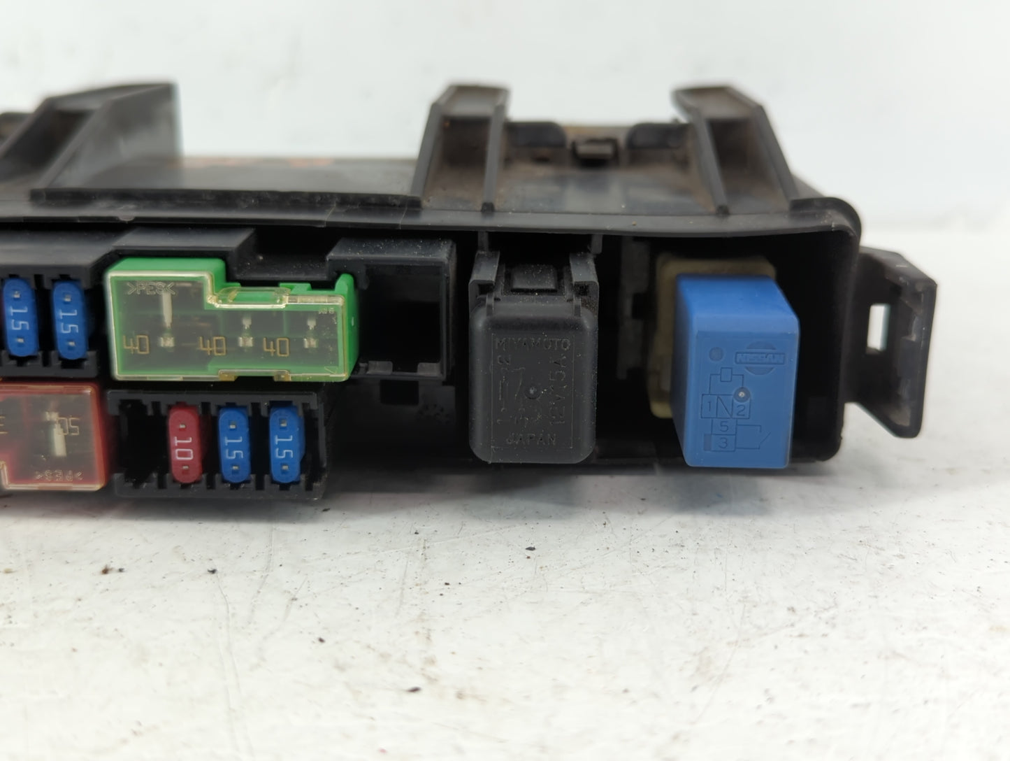 2007-2008 Nissan Maxima Fusebox Fuse Box Panel Relay Module P/N:7154-7008 24382 8J011 Fits Fits 2007 2008 OEM Used Auto Part