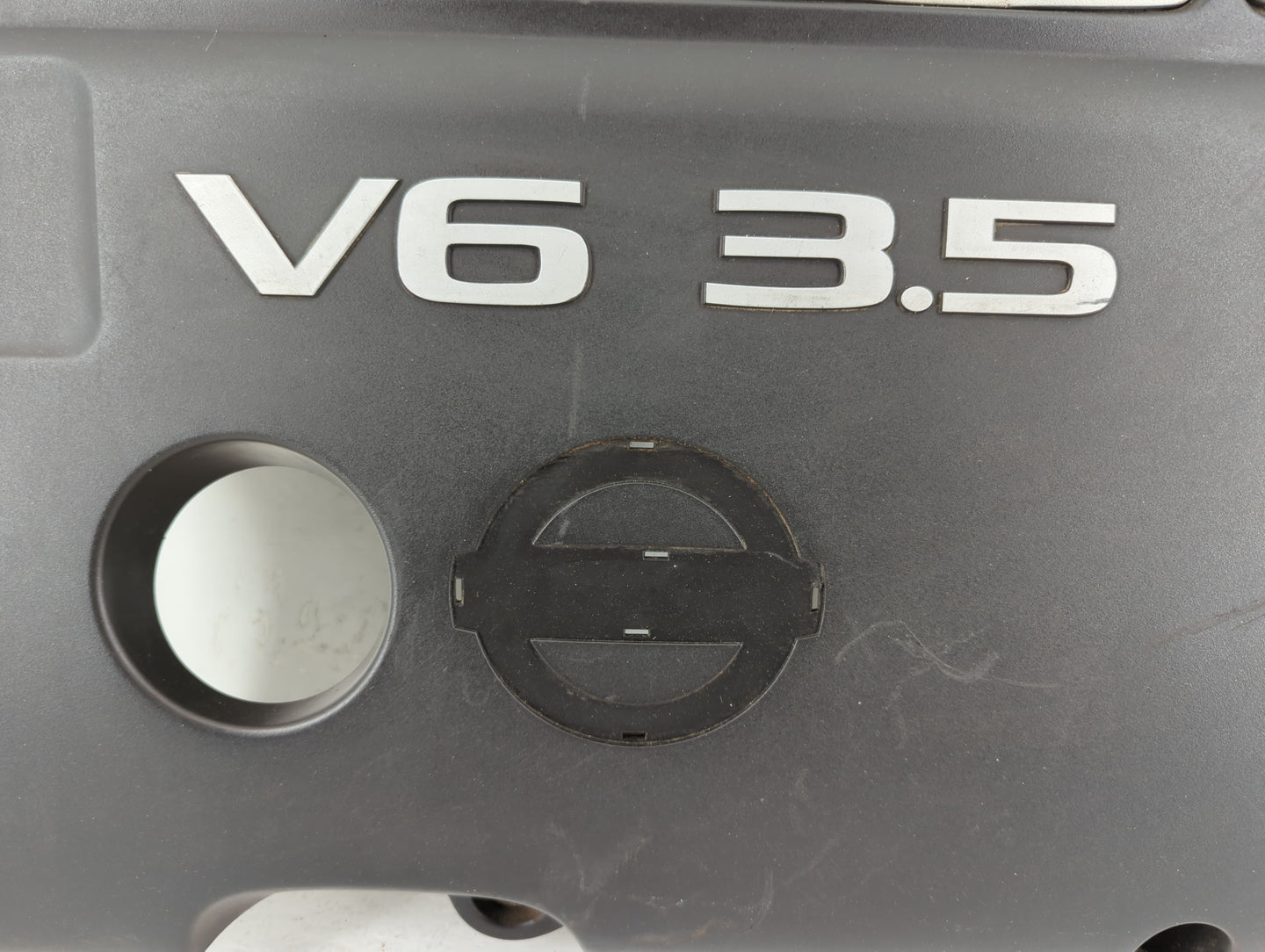 2008 Nissan Maxima Engine Cover - Oemusedautoparts1.com