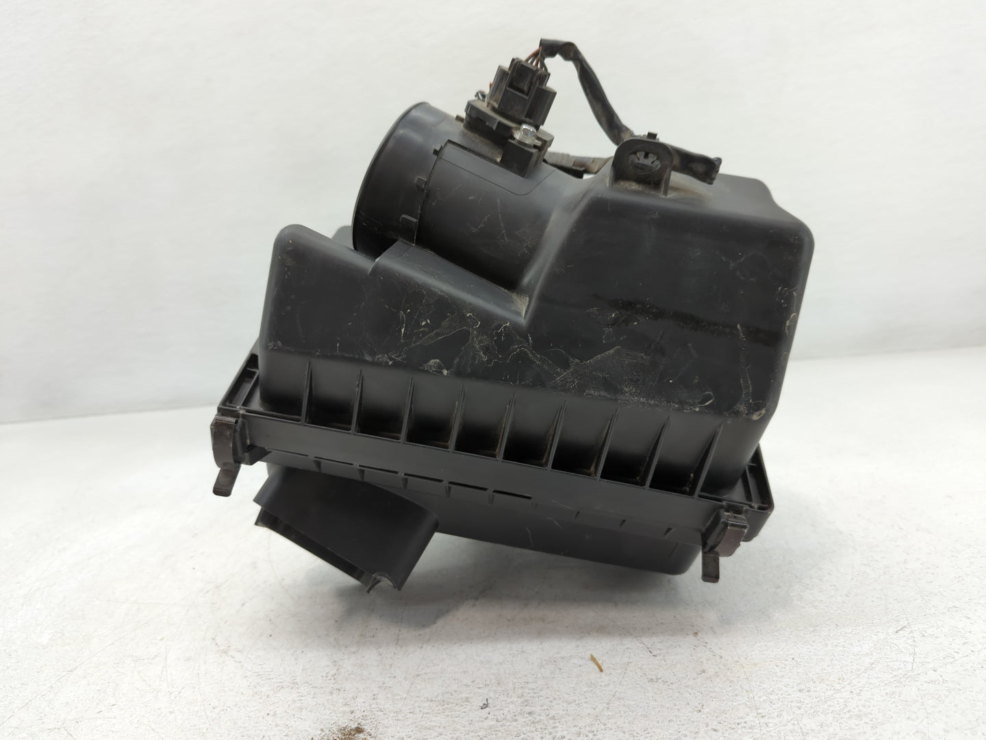2008 Nissan Maxima Air Cleaner Intake-duct Hose Tube - Oemusedautoparts1.com