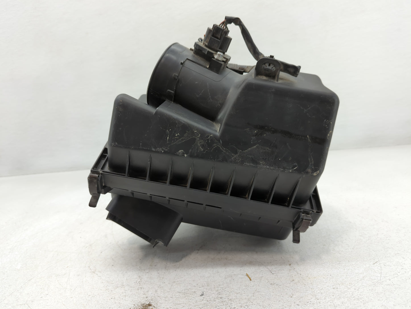 2008 Nissan Maxima Air Cleaner Intake-duct Hose Tube - Oemusedautoparts1.com