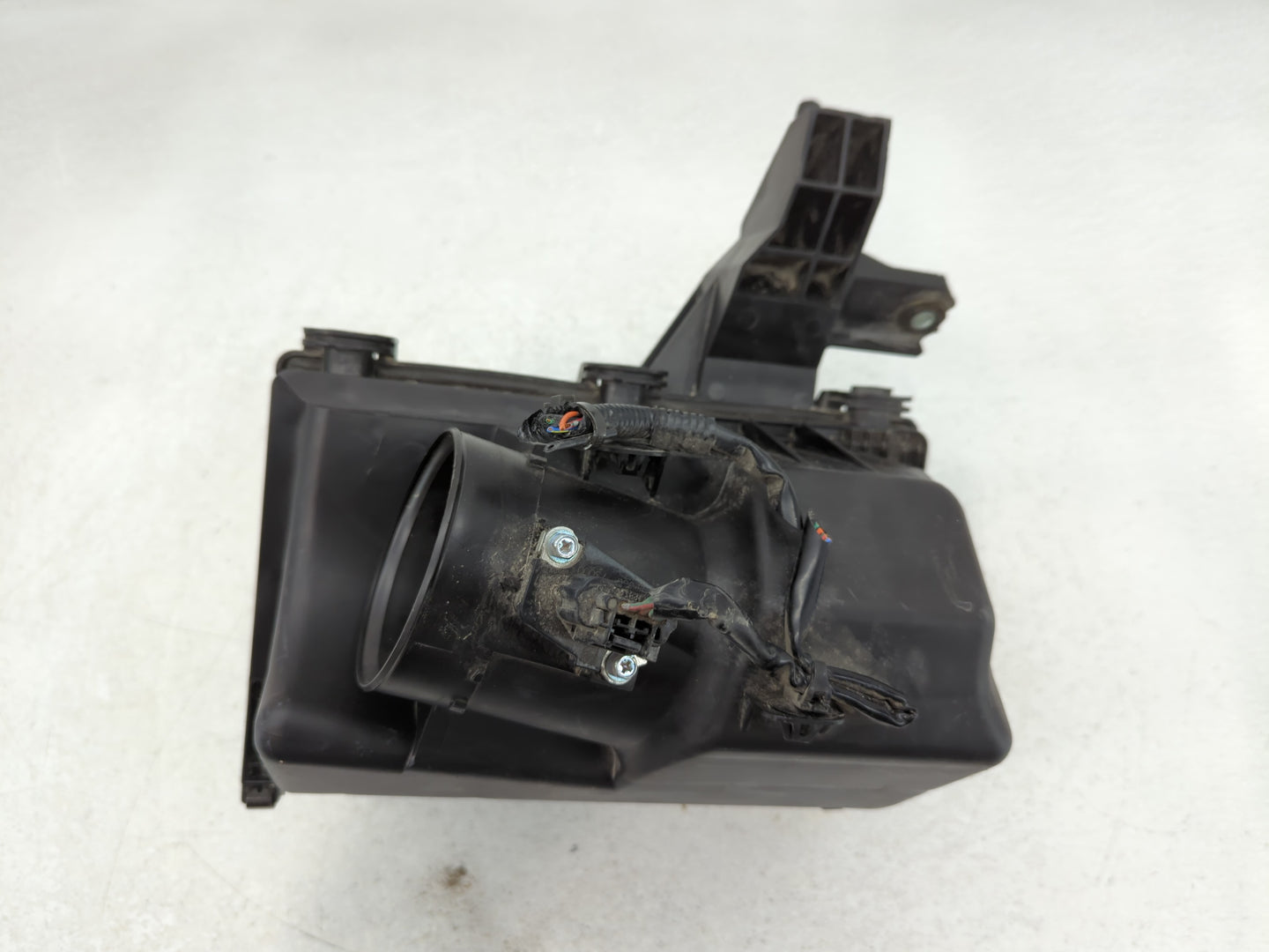 2008 Nissan Maxima Air Cleaner Intake-duct Hose Tube - Oemusedautoparts1.com