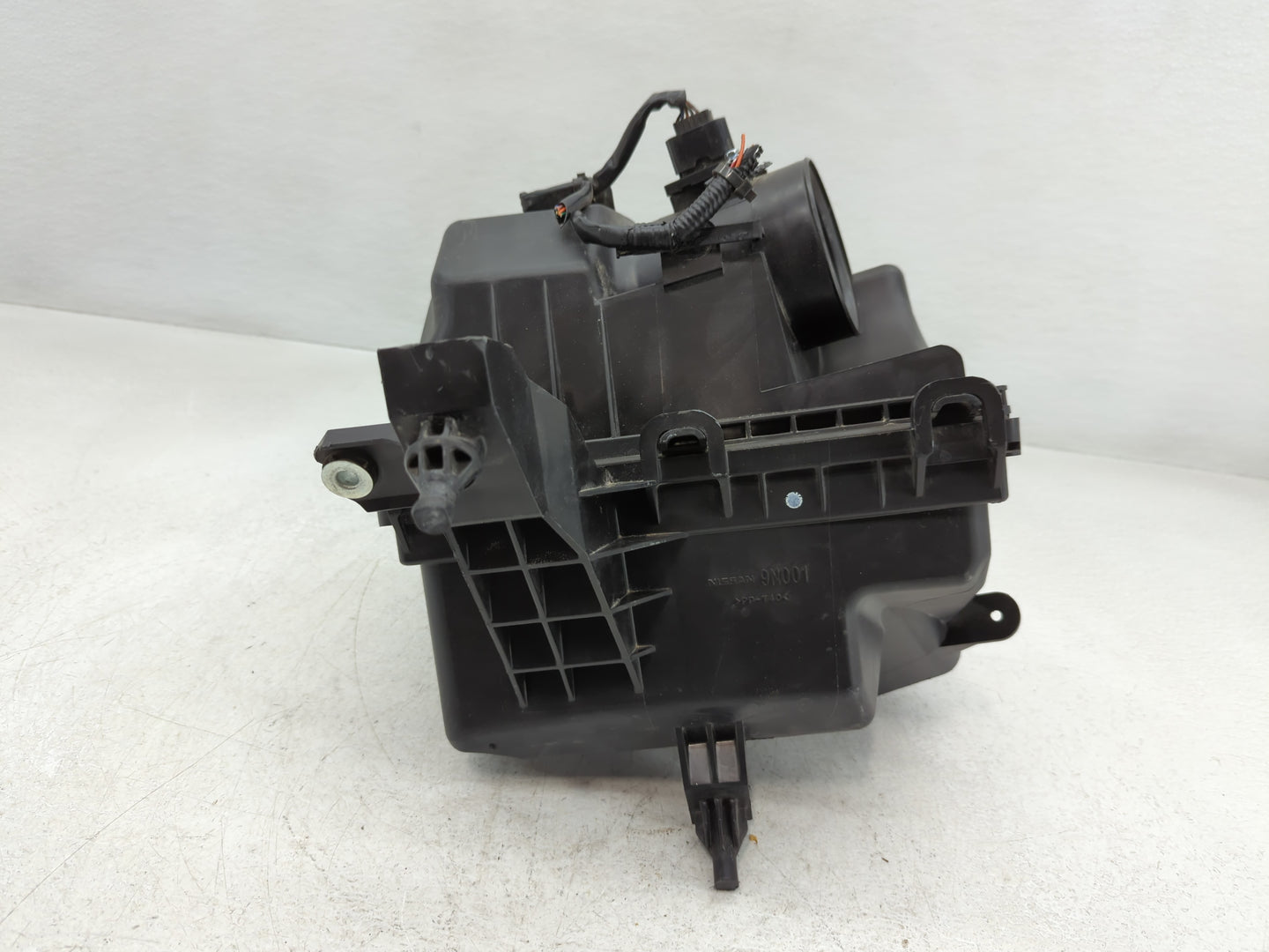 2008 Nissan Maxima Air Cleaner Intake-duct Hose Tube - Oemusedautoparts1.com