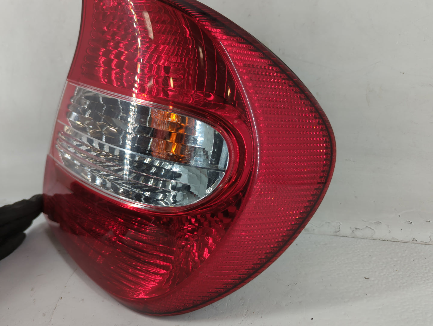 2004-2008 Nissan Maxima Tail Light Assembly Passenger Right OEM Fits Fits 2004 2005 2006 2007 2008 OEM Used Auto Parts - Oem