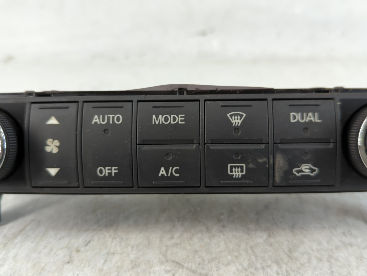 2007-2008 Nissan Maxima Climate Control Module Temperature AC/Heater Replacement P/N:27500 ZK30A Fits Fits 2007 2008 OEM Use